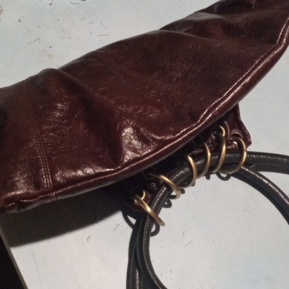 Trina Turk Absolute Luxury Leather Side Zip Handbag Gorgeous Unique - Picture 12 of 12